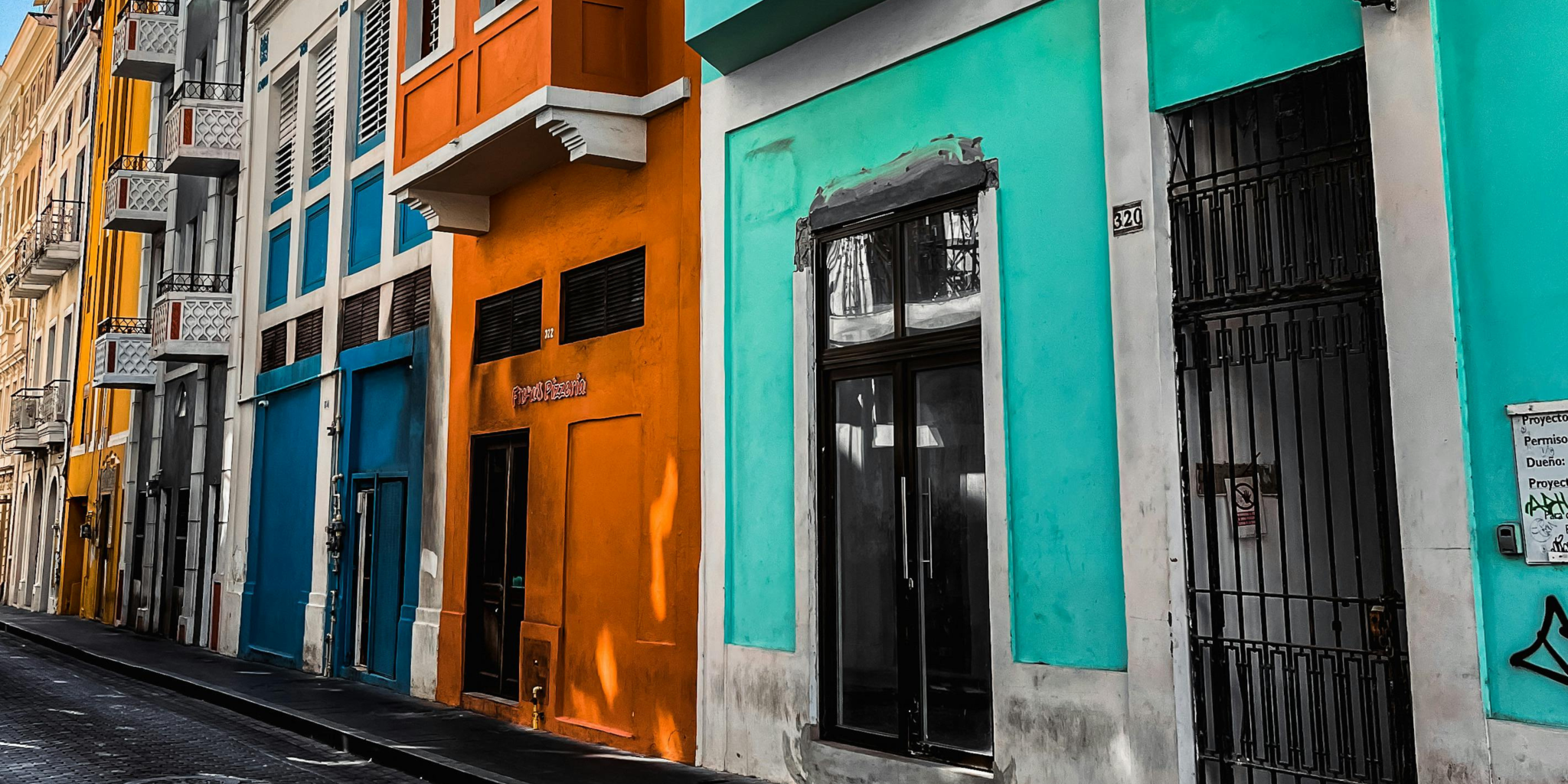 Pintura en el Caribe: Cómo Proteger tus Paredes del Sol, la Humedad y el Clima Tropical